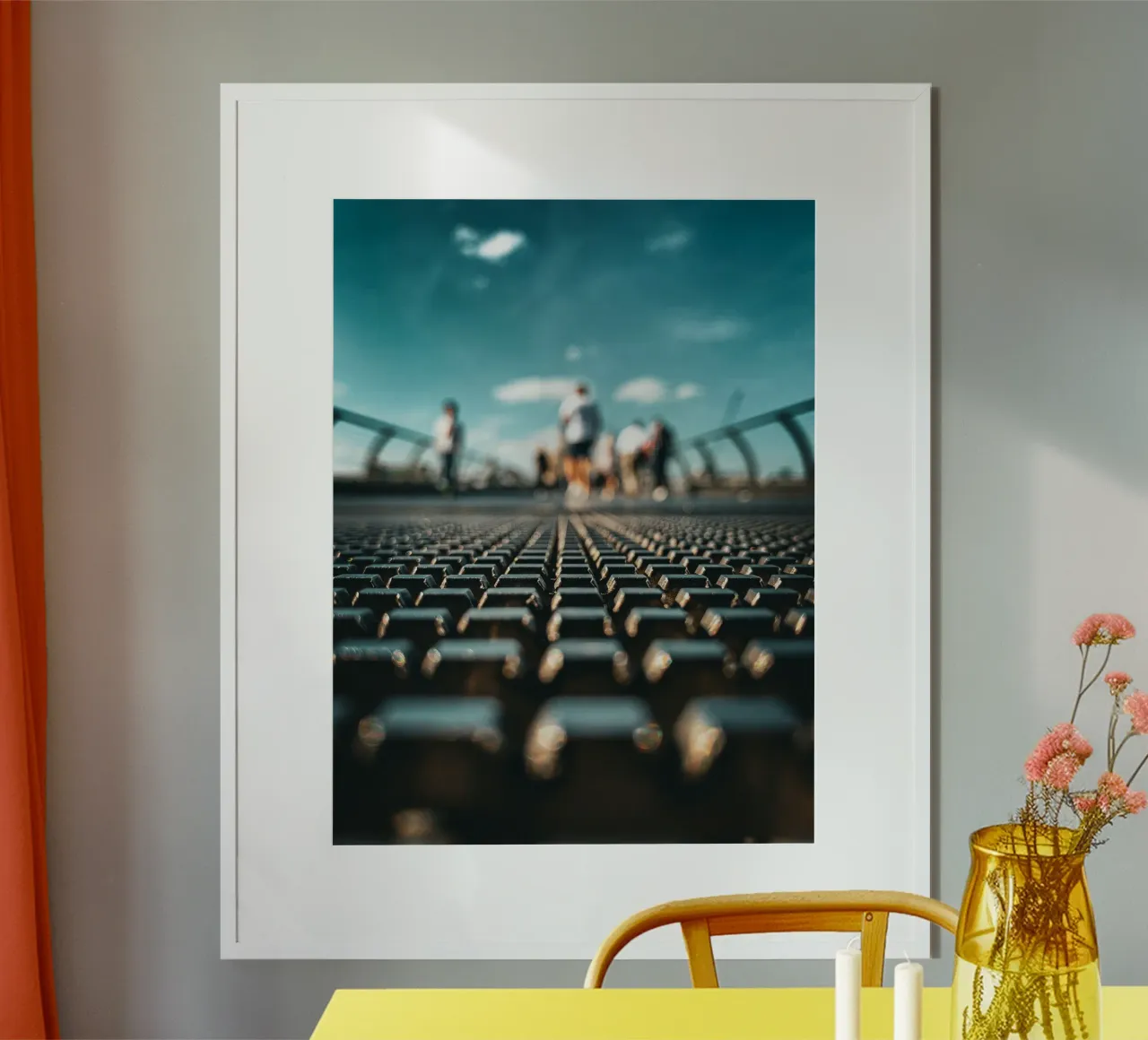 MILLENIUM BRIDGE poster con telaio in legno da Flo Klein