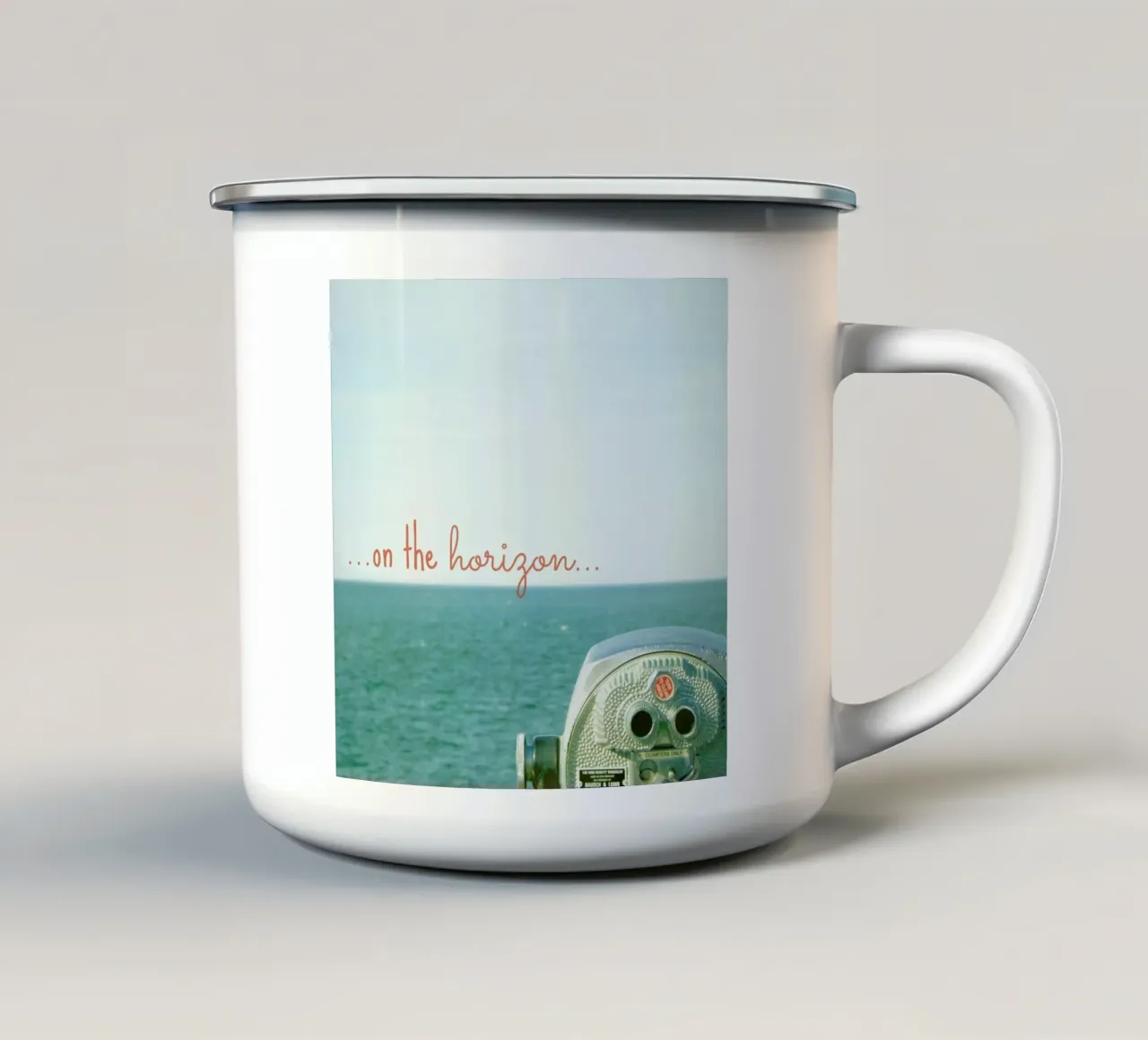 On the Horizon tazza in smalto da Robin Delean