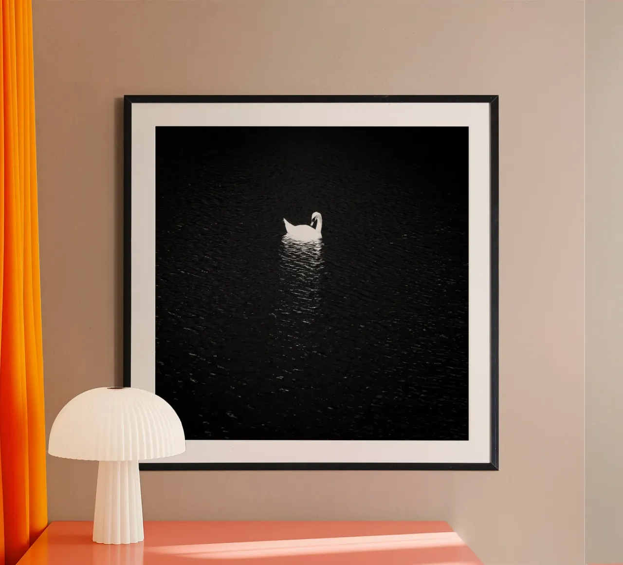 Swan poster da Flo Klein