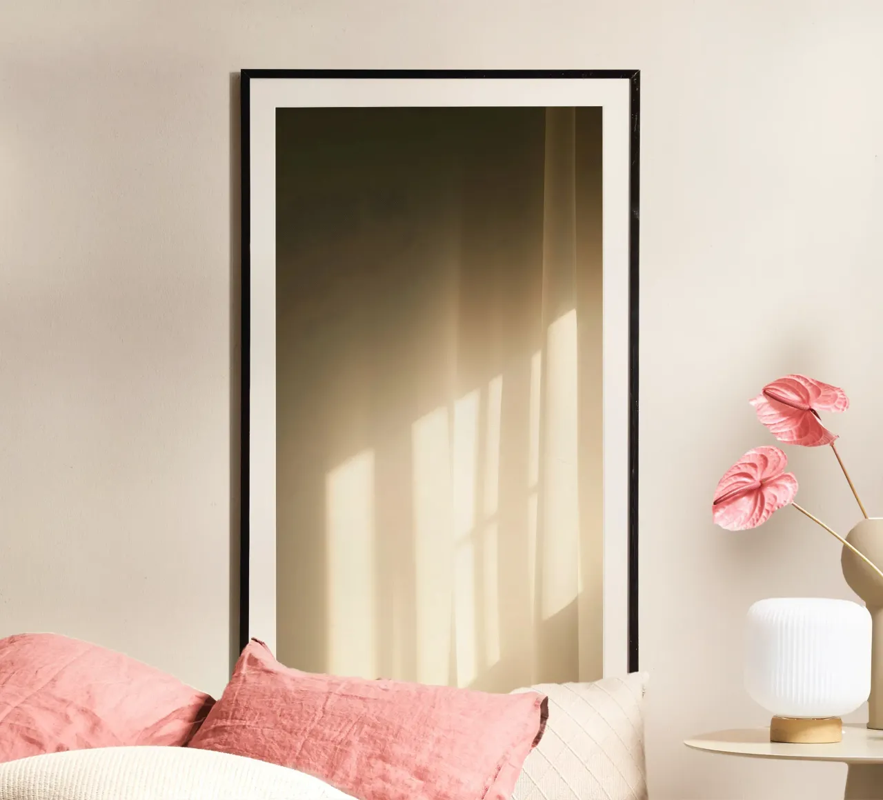 Lumière douce filtrant à travers des rideaux diaphanes hahnemühle de DesignDoodle