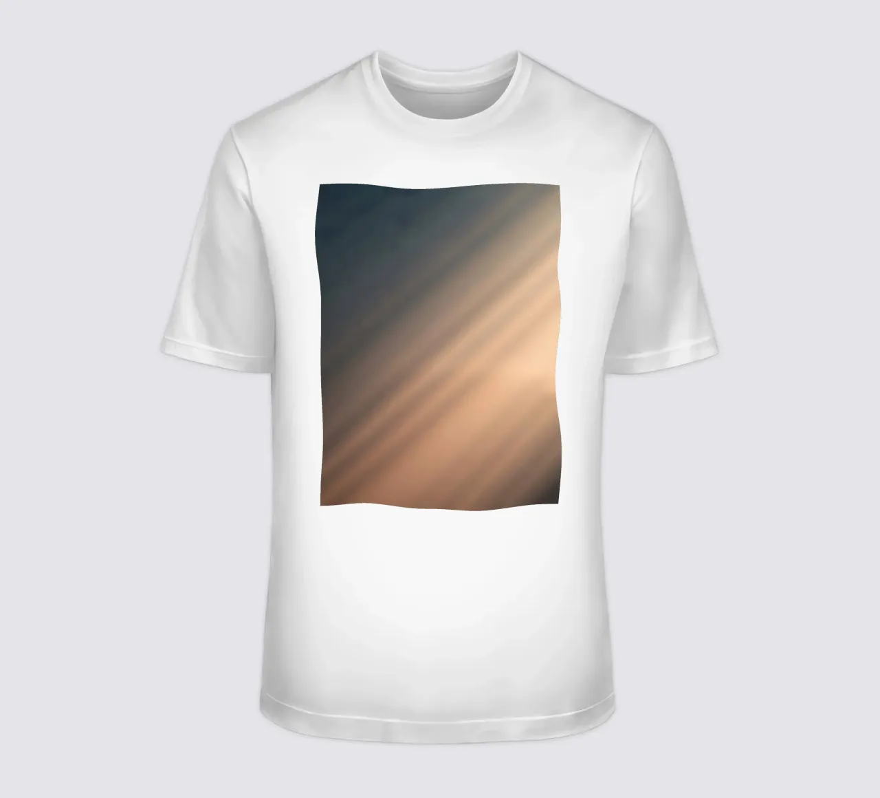 Fond dégradé doux avec des motifs lumineux abstraits t-shirt de DesignDoodle