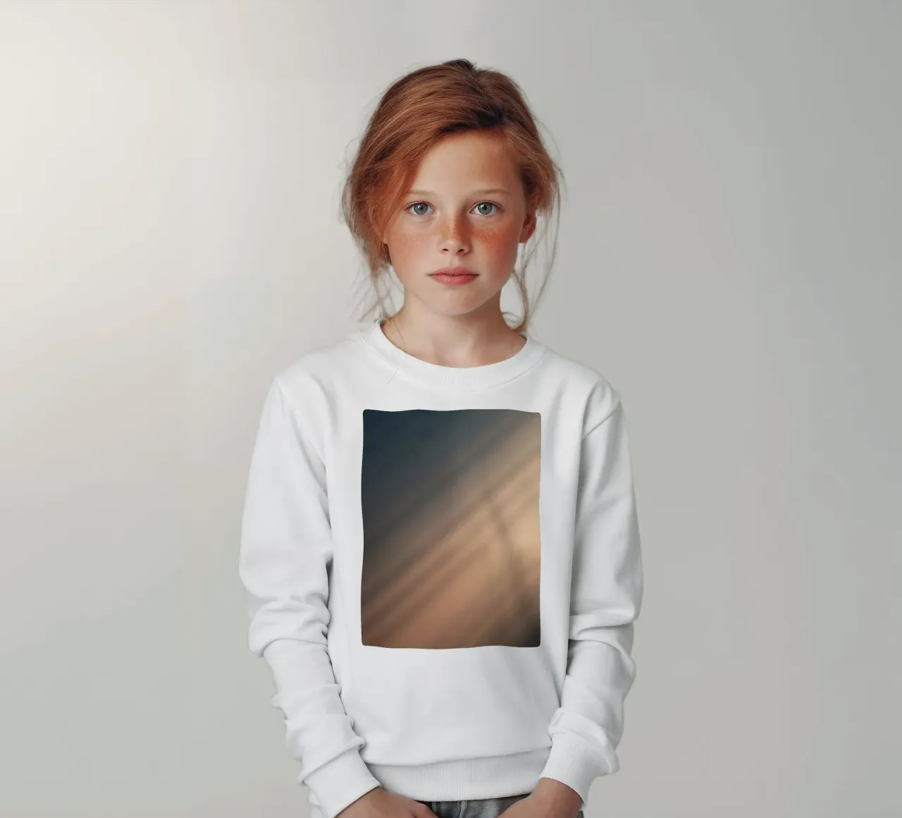 Morbido sfondo sfumato con motivi di luce astratti felpa bambino da DesignDoodle