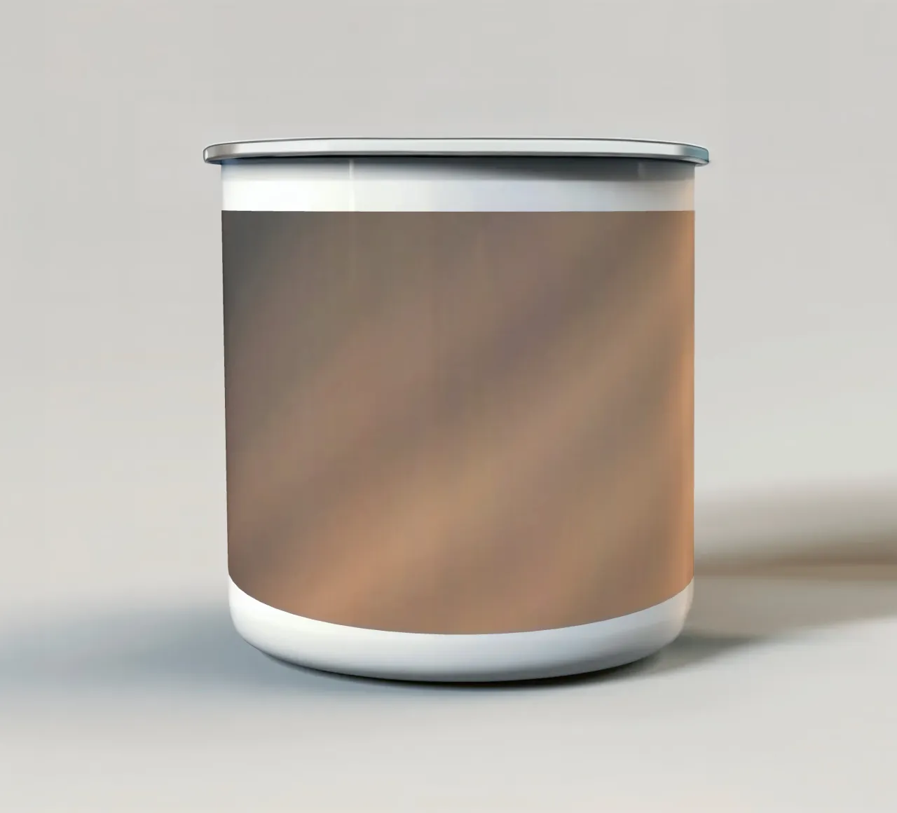 Weicher Farbverlauf im Hintergrund mit abstrakten Lichtmustern Emaille Tasse von DesignDoodle