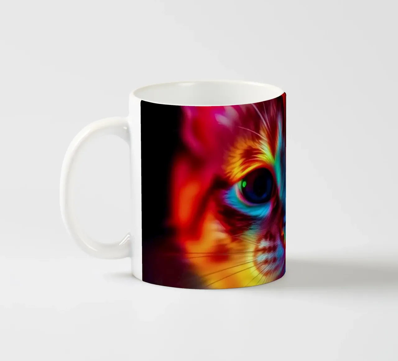 Kleurrijk abstract kattenontwerp met levendige verlichting keramische mok van DesignDoodle