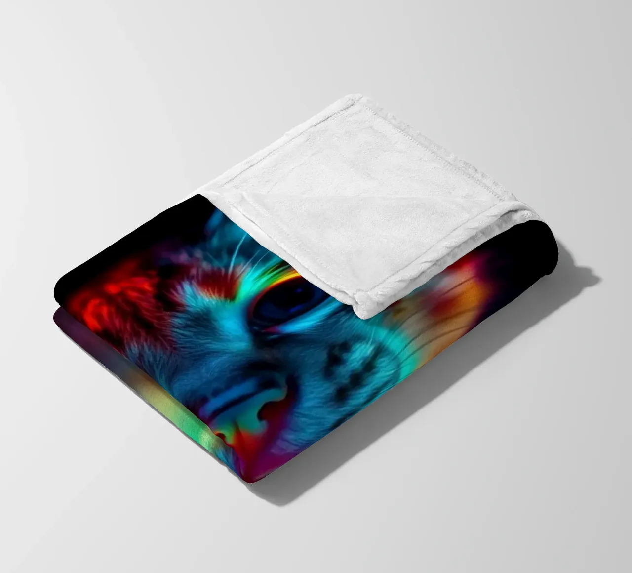 Kleurrijk abstract kattenontwerp met levendige verlichting fleecedeken van DesignDoodle