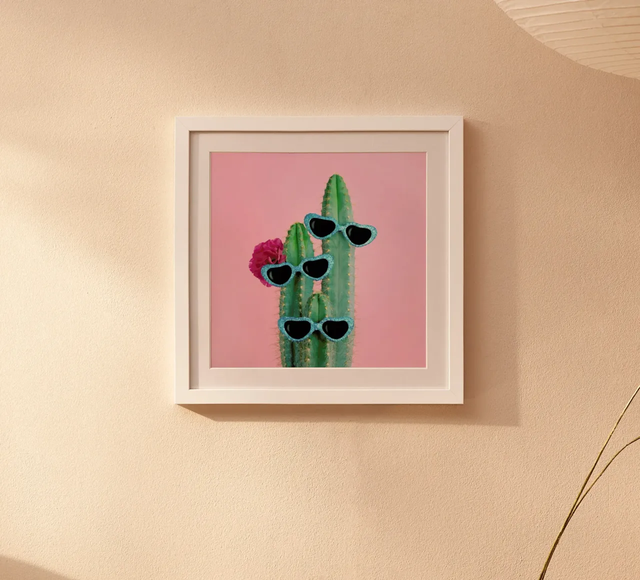 Cactus Sunglasses poster da Juj Winn