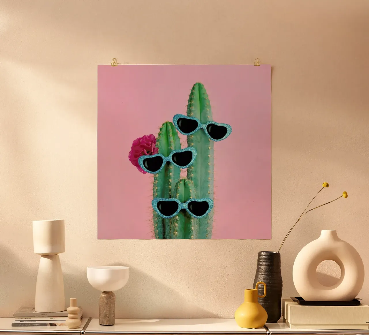 Cactus Sunglasses poster da Juj Winn