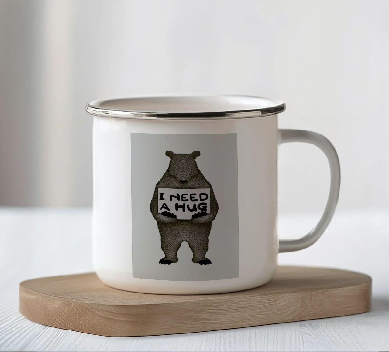 I Need a Hug tazza in smalto da Tobe Fonseca