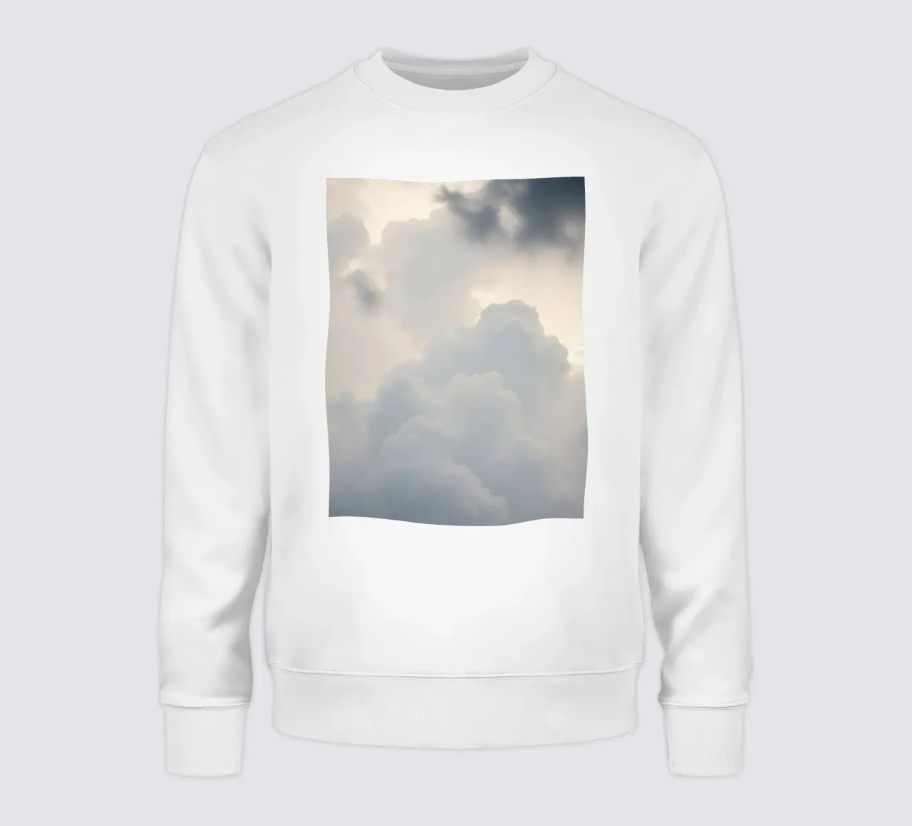 Der Himmel mit weichen Wolken und hellen Farbtönen gefüllt eine Ruhe und beruhigen Sweatshirt von DesignDoodle