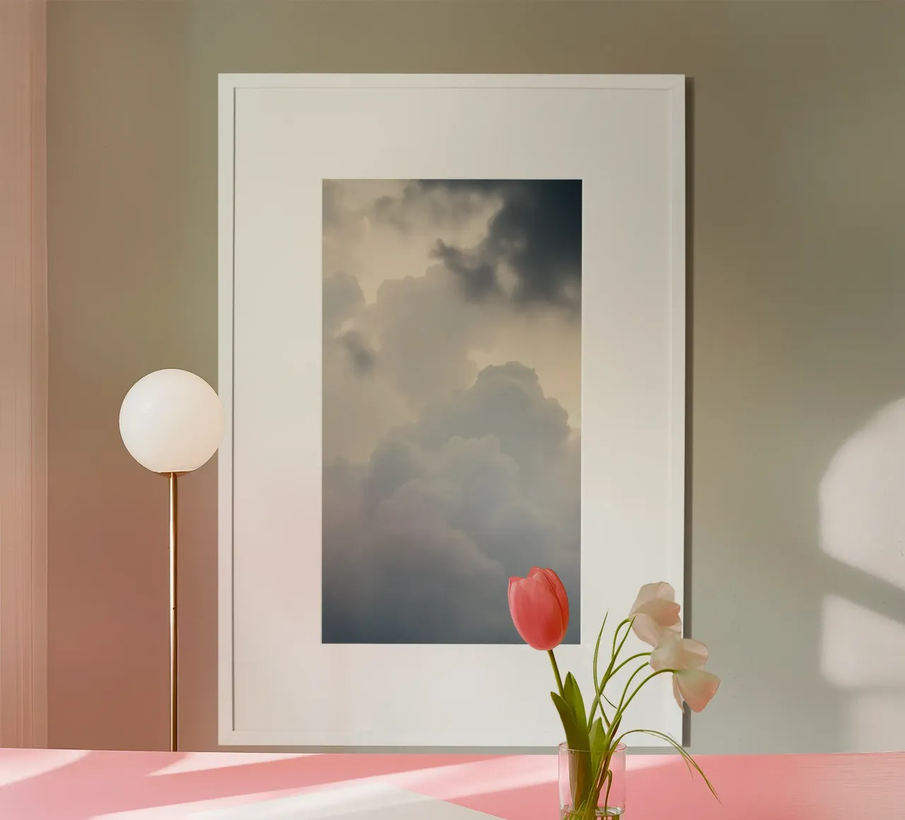 Cielo pieno di nuvole soffici e tonalità chiare, calma e tranquillità carta hahnemühle da DesignDoodle