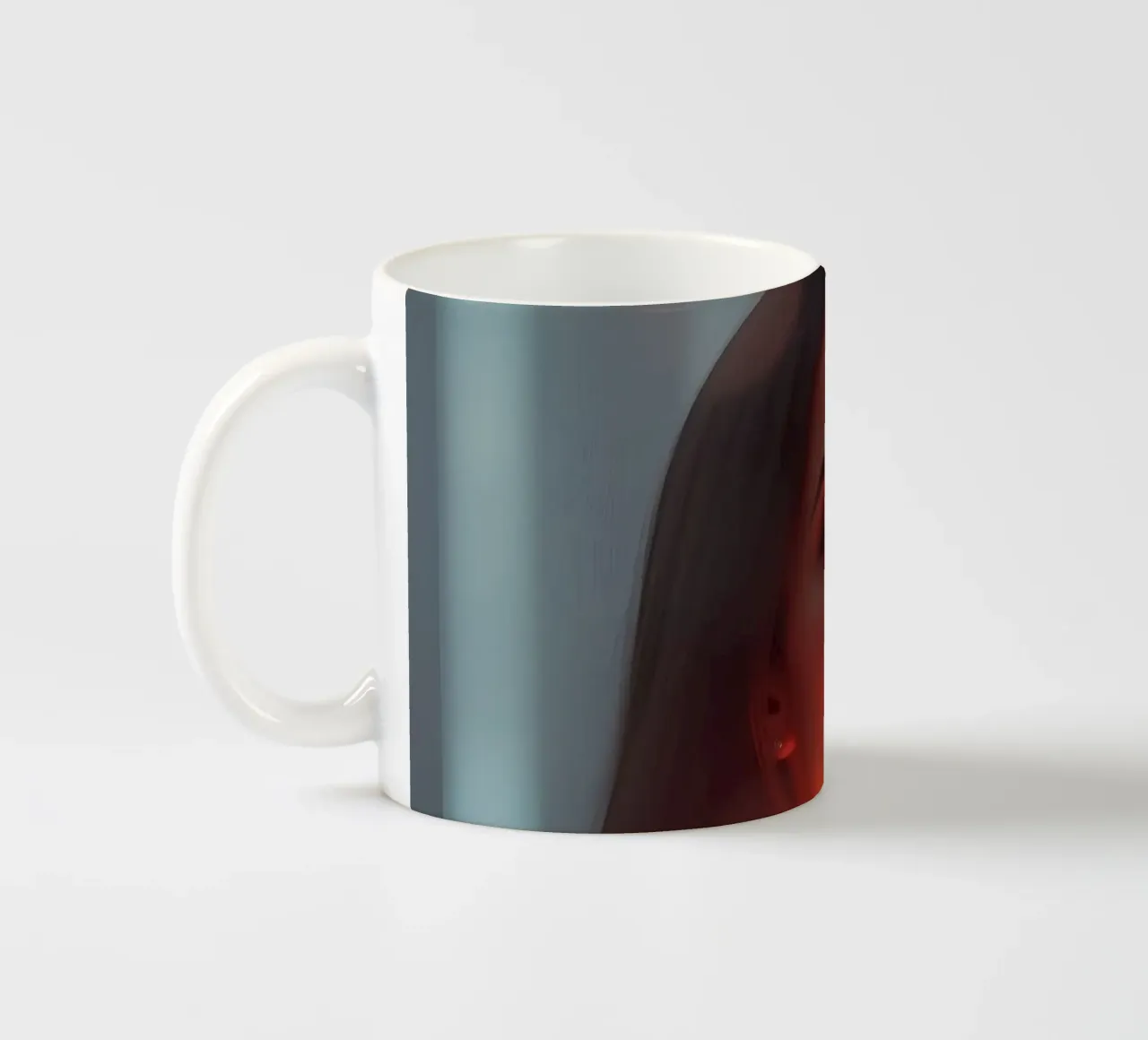 Portrait captivant d'une jeune femme illuminée par un rêve mug en céramique de DesignDoodle