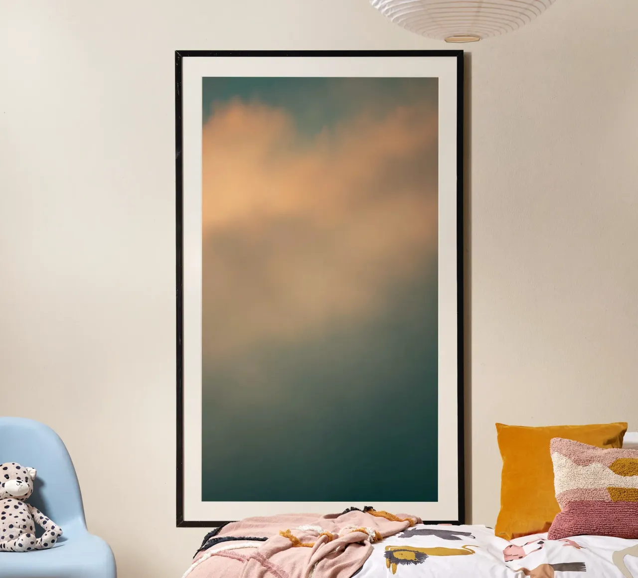Motif abstrait et doux de nuages créant une atmosphère poster de DesignDoodle