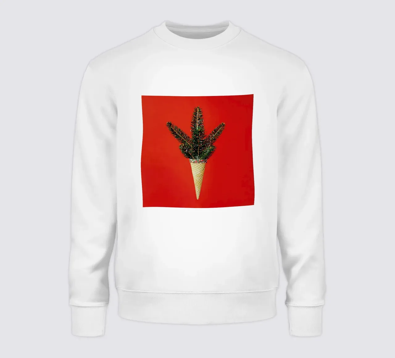 Pine Cone Sweatshirt von Juj Winn