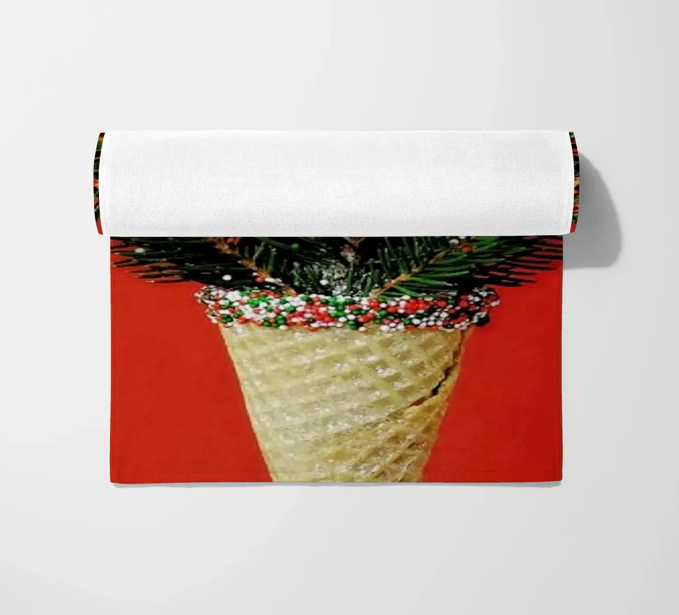 Pine Cone telo mare da Juj Winn