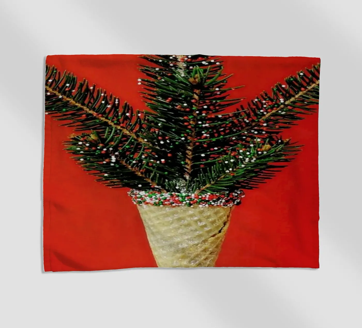 Pine Cone telo mare da Juj Winn