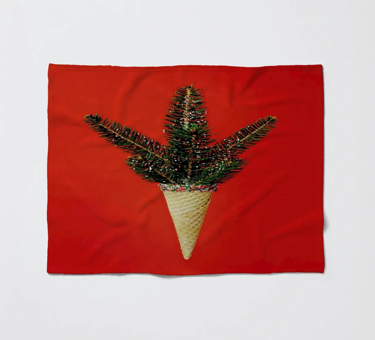 Pine Cone Fleecedecke von Juj Winn