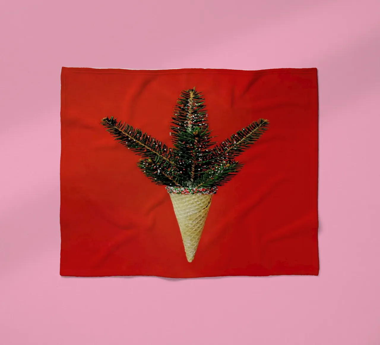 Pine Cone Fleecedecke von Juj Winn