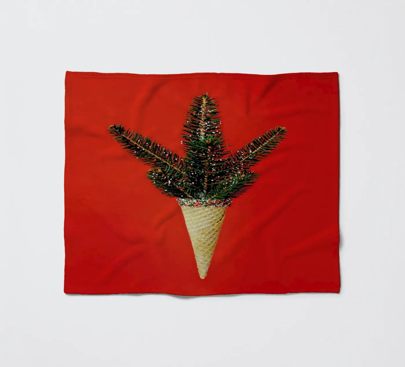 Pine Cone Fleecedecke von Juj Winn