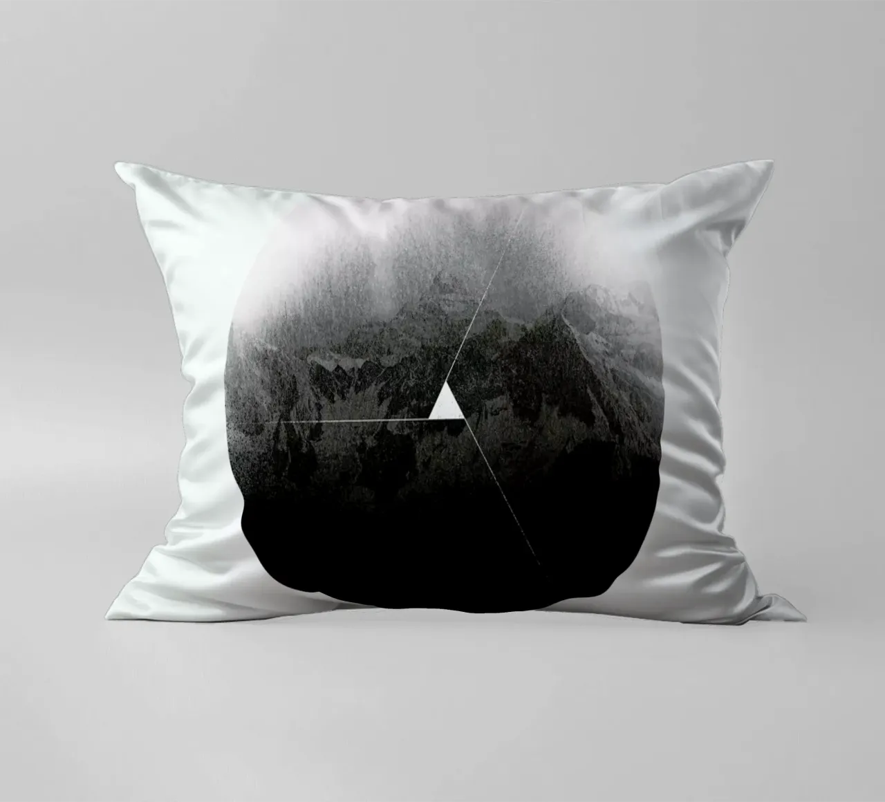 Mountain cuscino da Chris Wharton