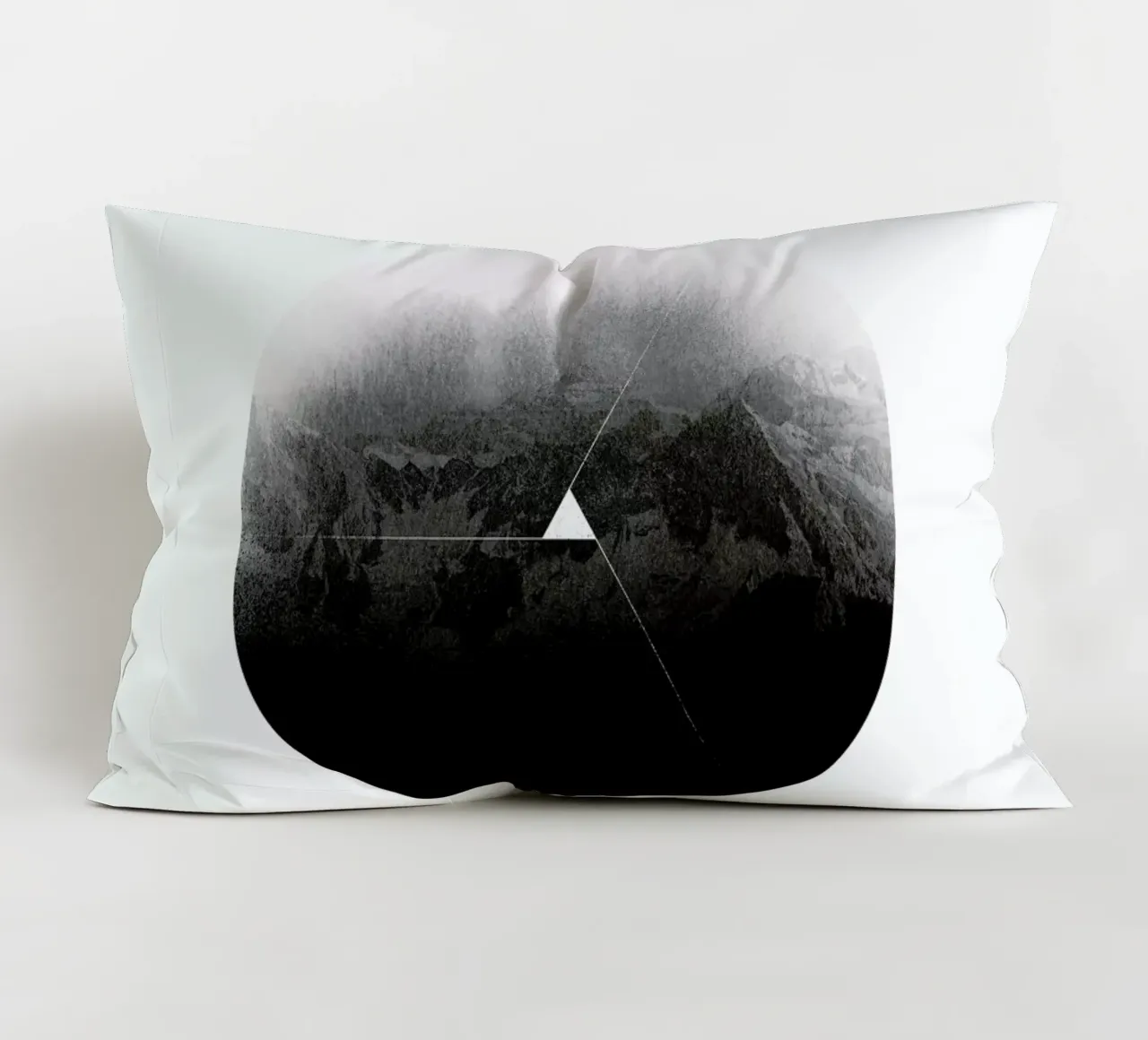 Mountain cuscino da Chris Wharton