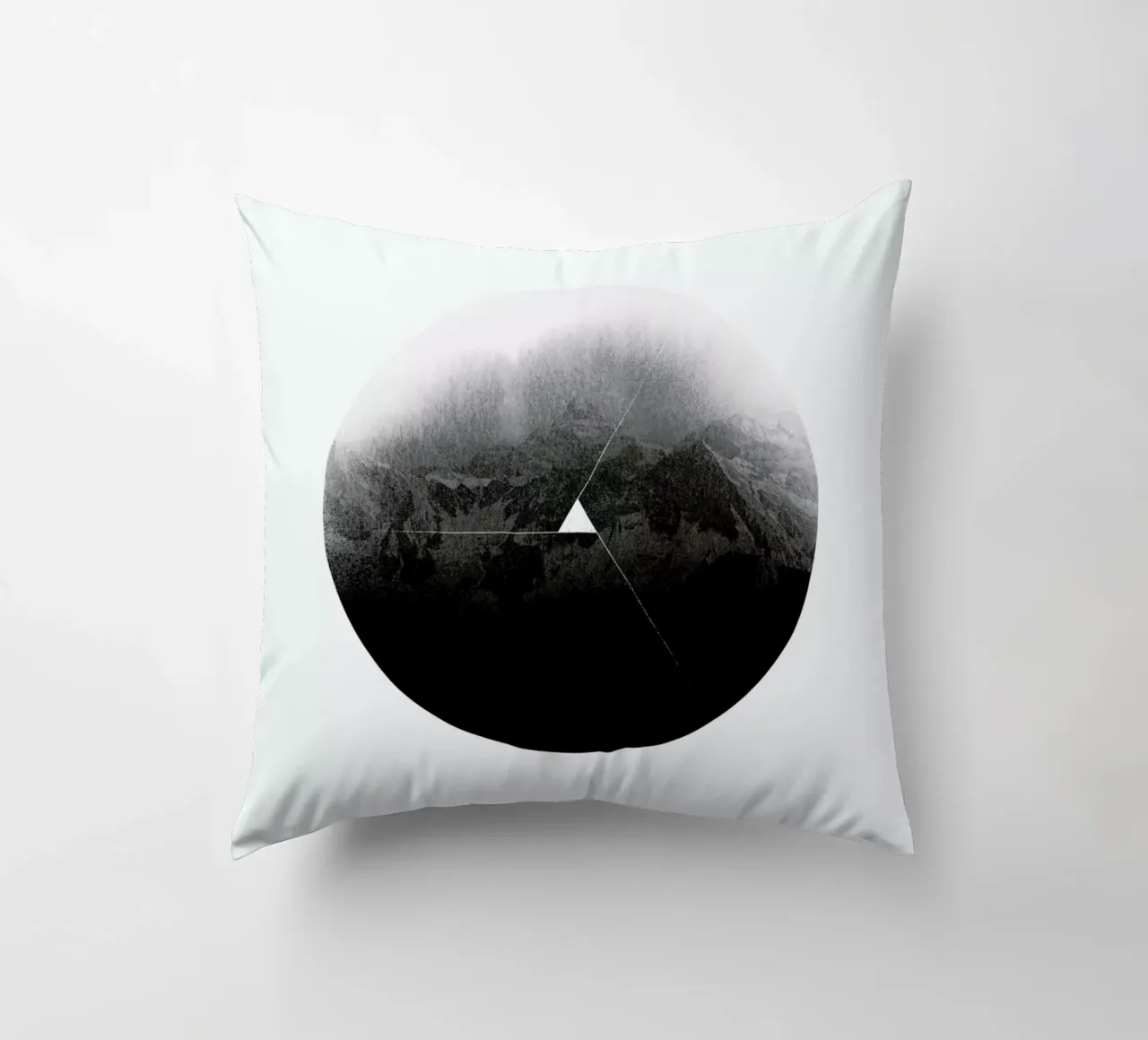 Mountain cuscino da Chris Wharton