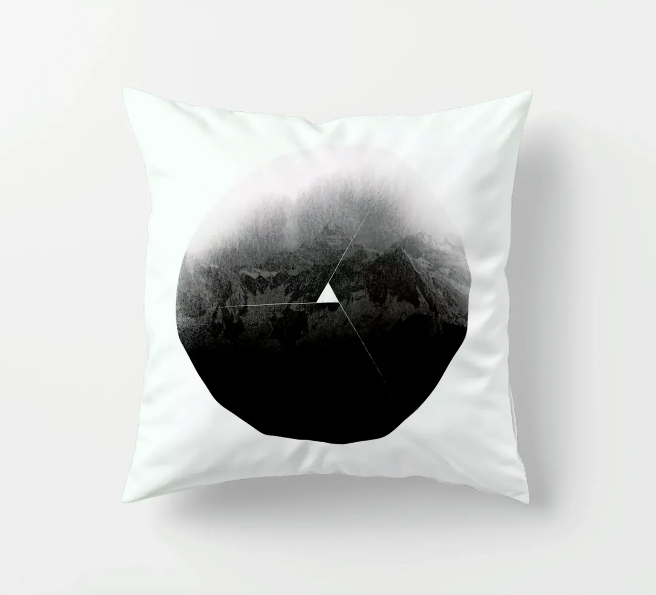 Mountain cuscino da Chris Wharton