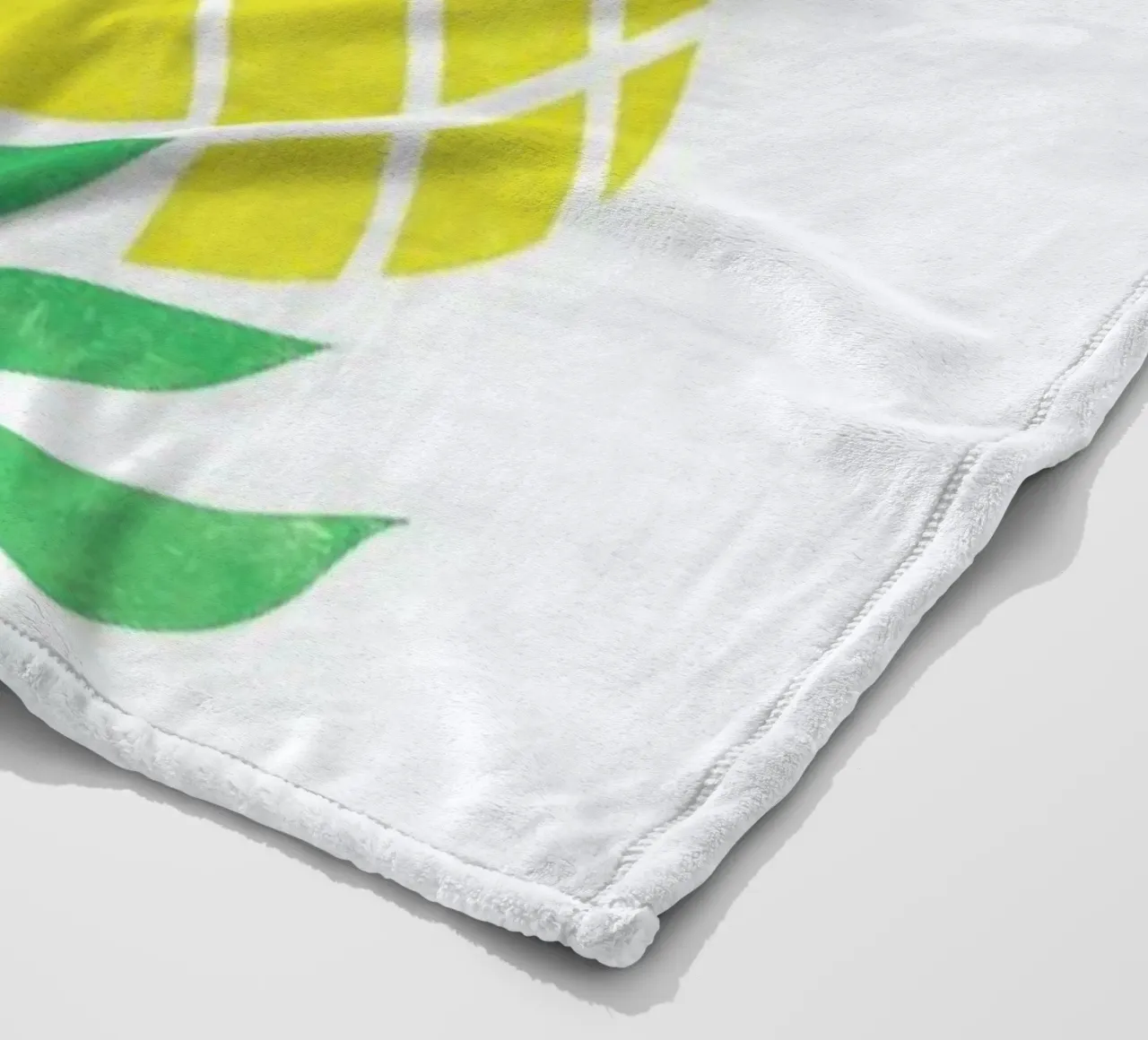 Pineapple Fleecedecke von Jacqueline Maldonado