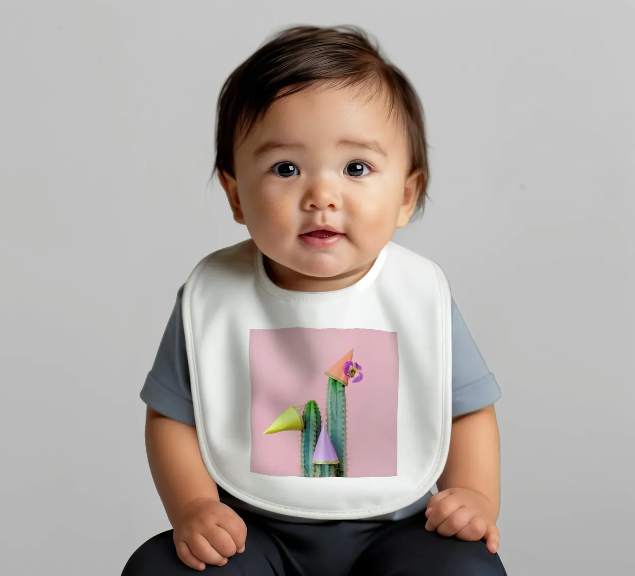 Cactus Party Hats babero de Juj Winn