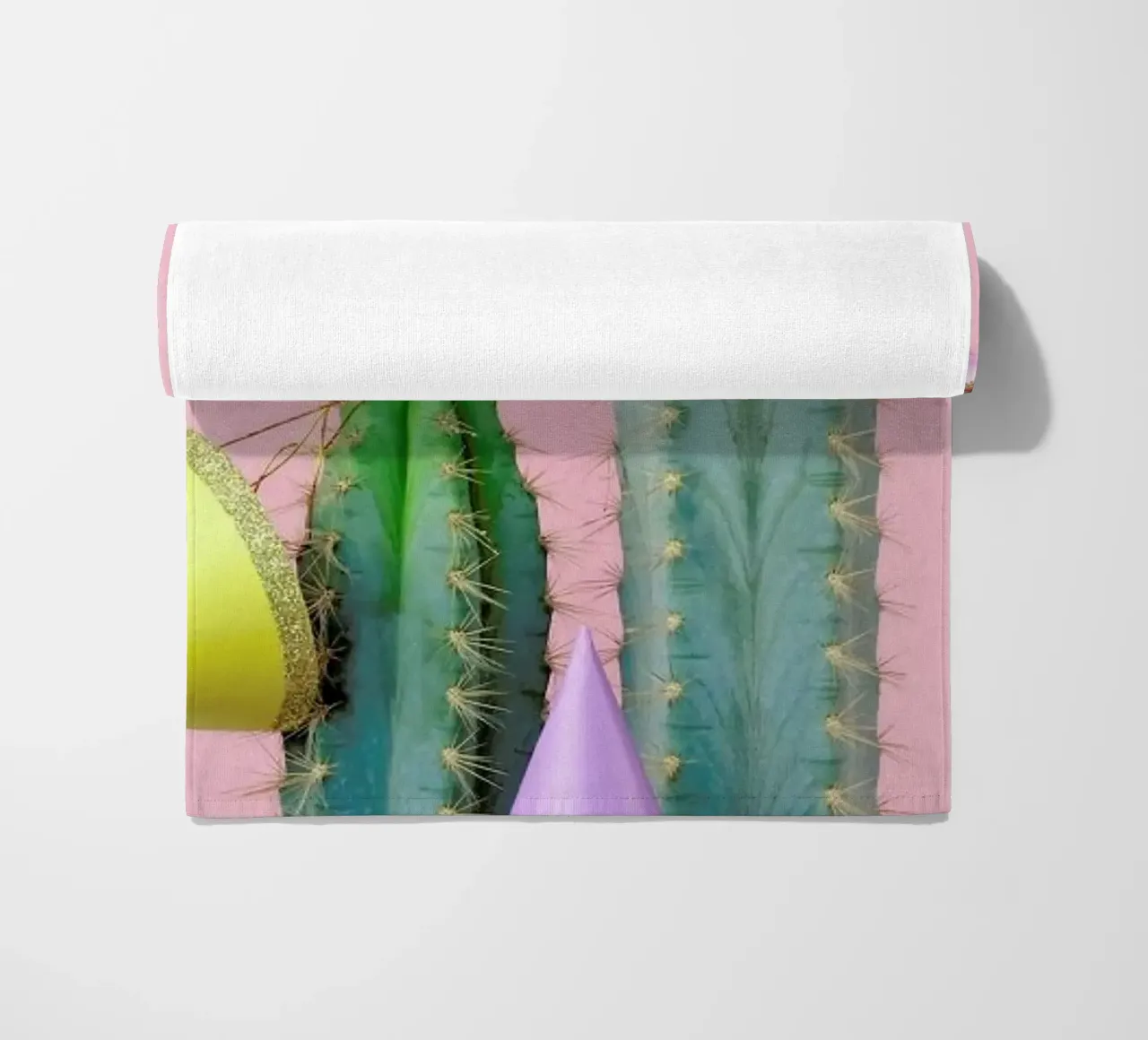 Cactus Party Hats telo mare da Juj Winn