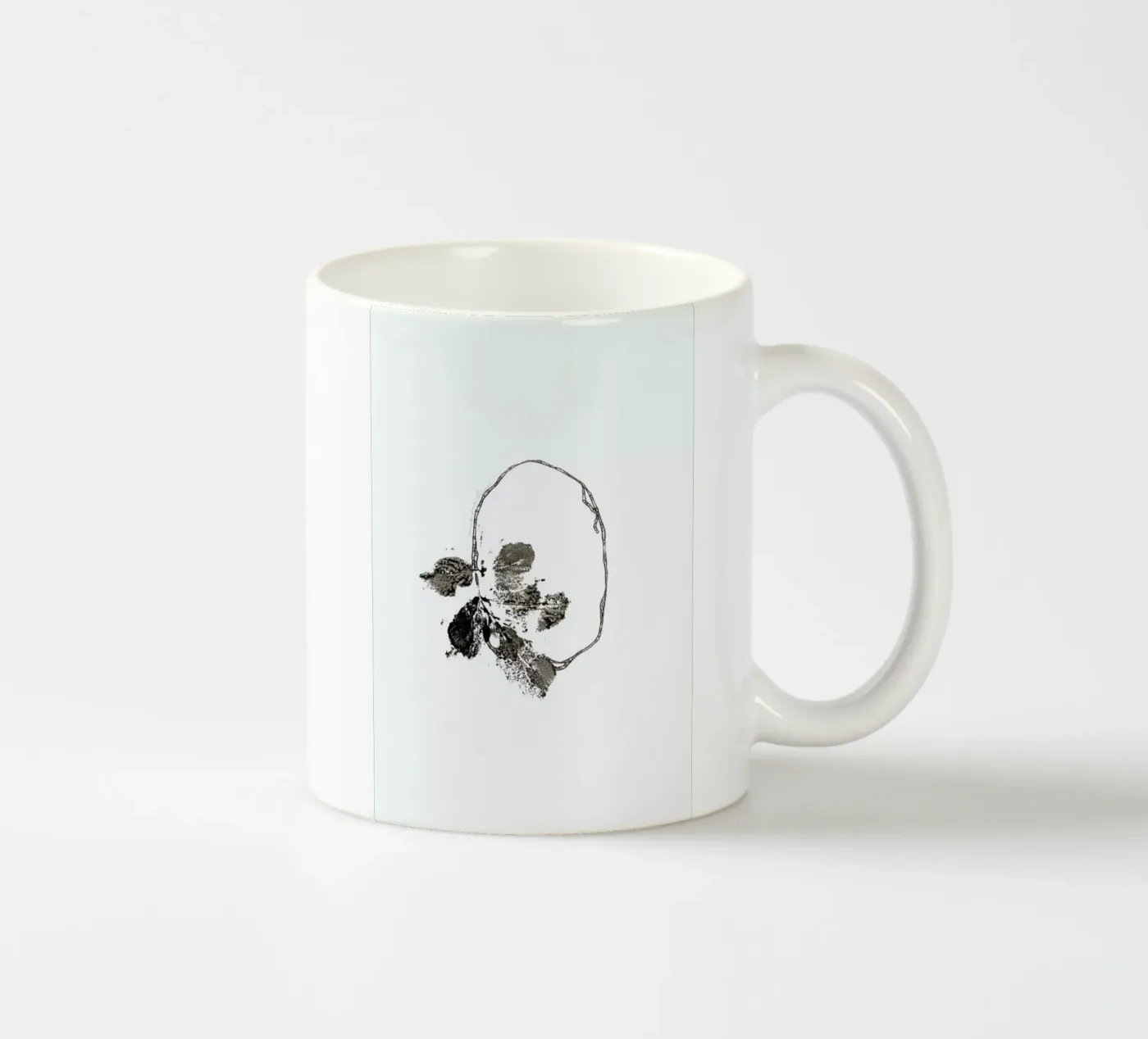 O ceramic mug by Marina Guiu