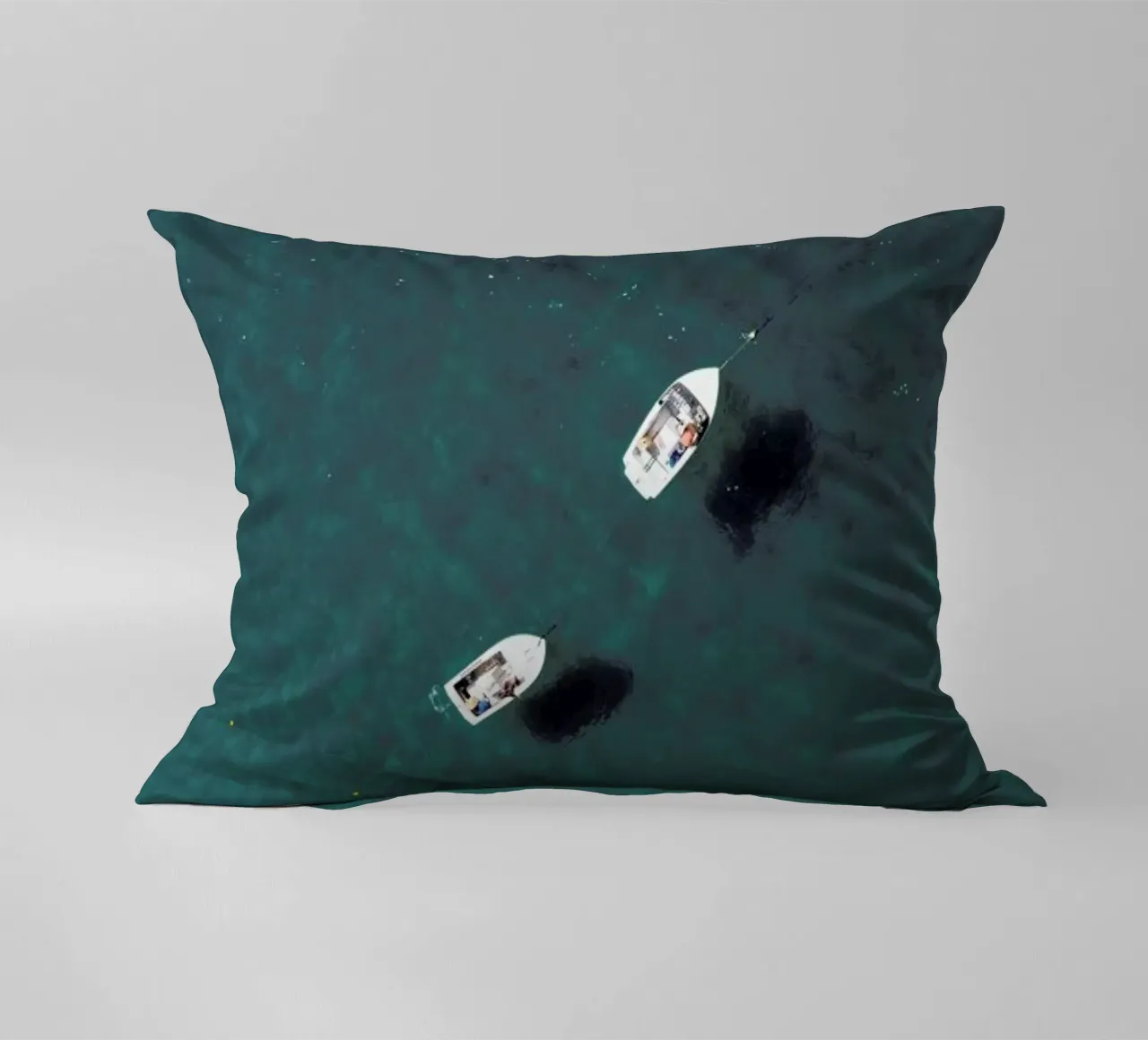 Nevermind the End by @vrivr cuscino da EyeEm Mobile GmbH