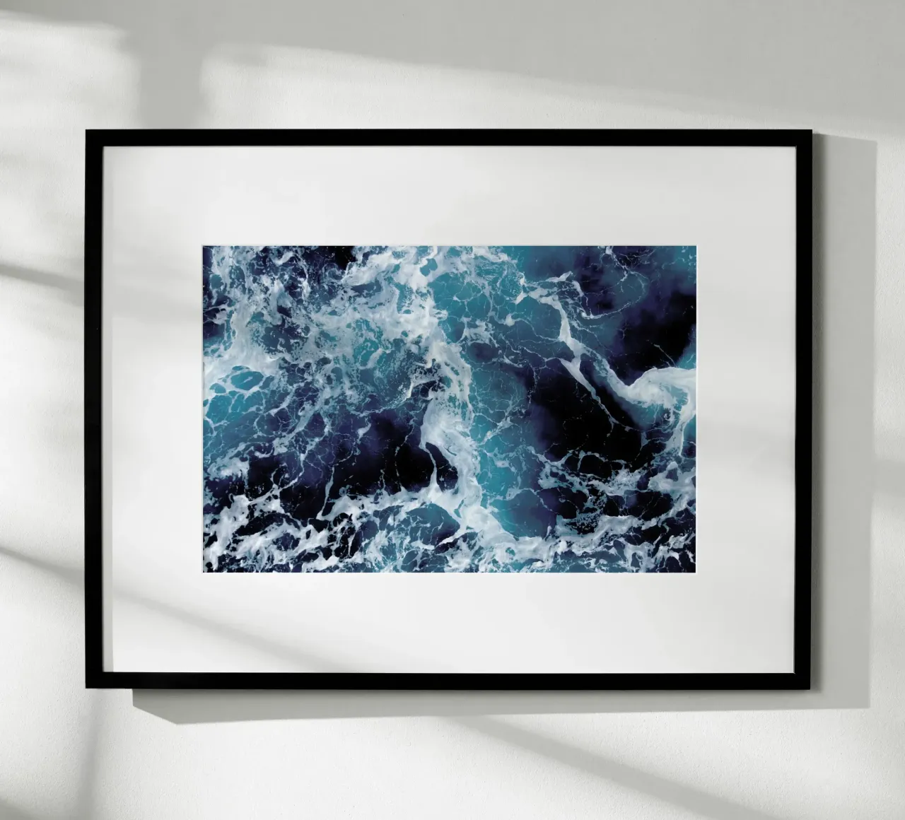 The Sea by @Michaela_LRA poster con telaio in legno da EyeEm Mobile GmbH