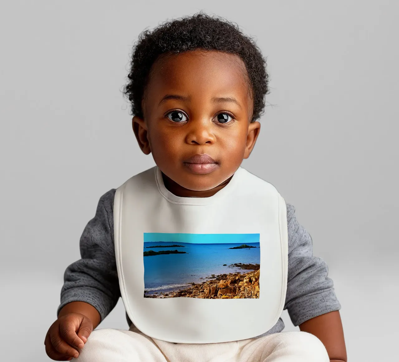 FAA221 product.type.bib-baby common.byCreator Thierry vobmann photography