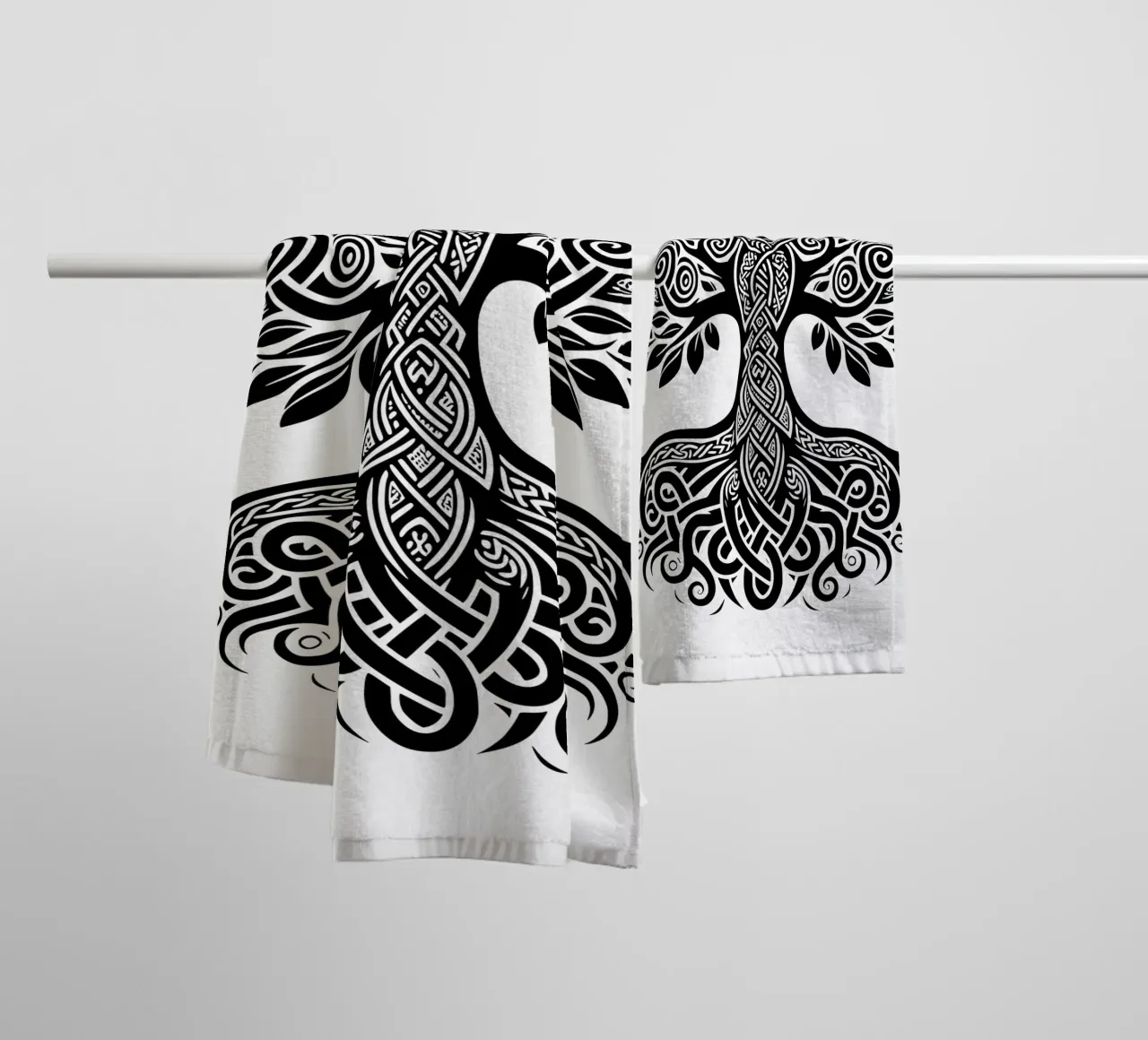 Albero della vita in bianco e nero asciugamano da bagno da Spiritual Touch