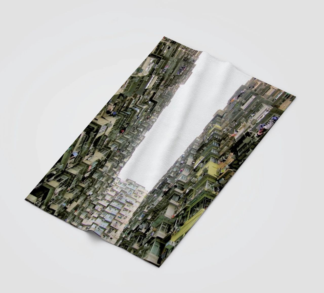 Yick Cheong 1 coperta in pile da Marc Gruninger