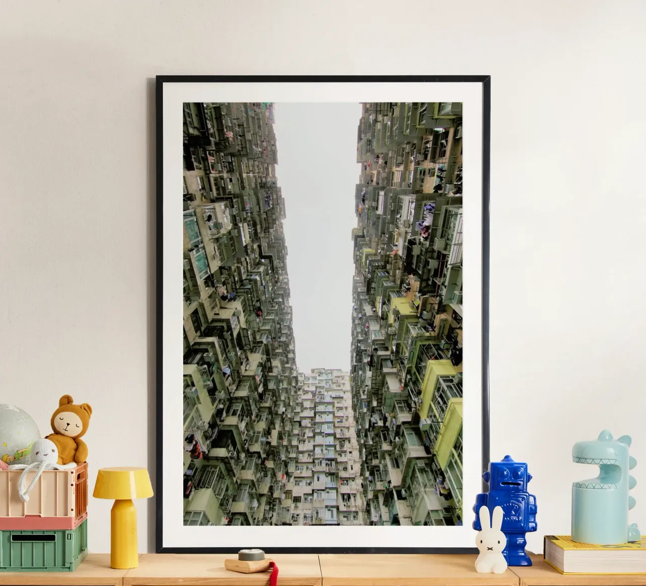 Yick Cheong 1 poster con telaio in legno da Marc Gruninger