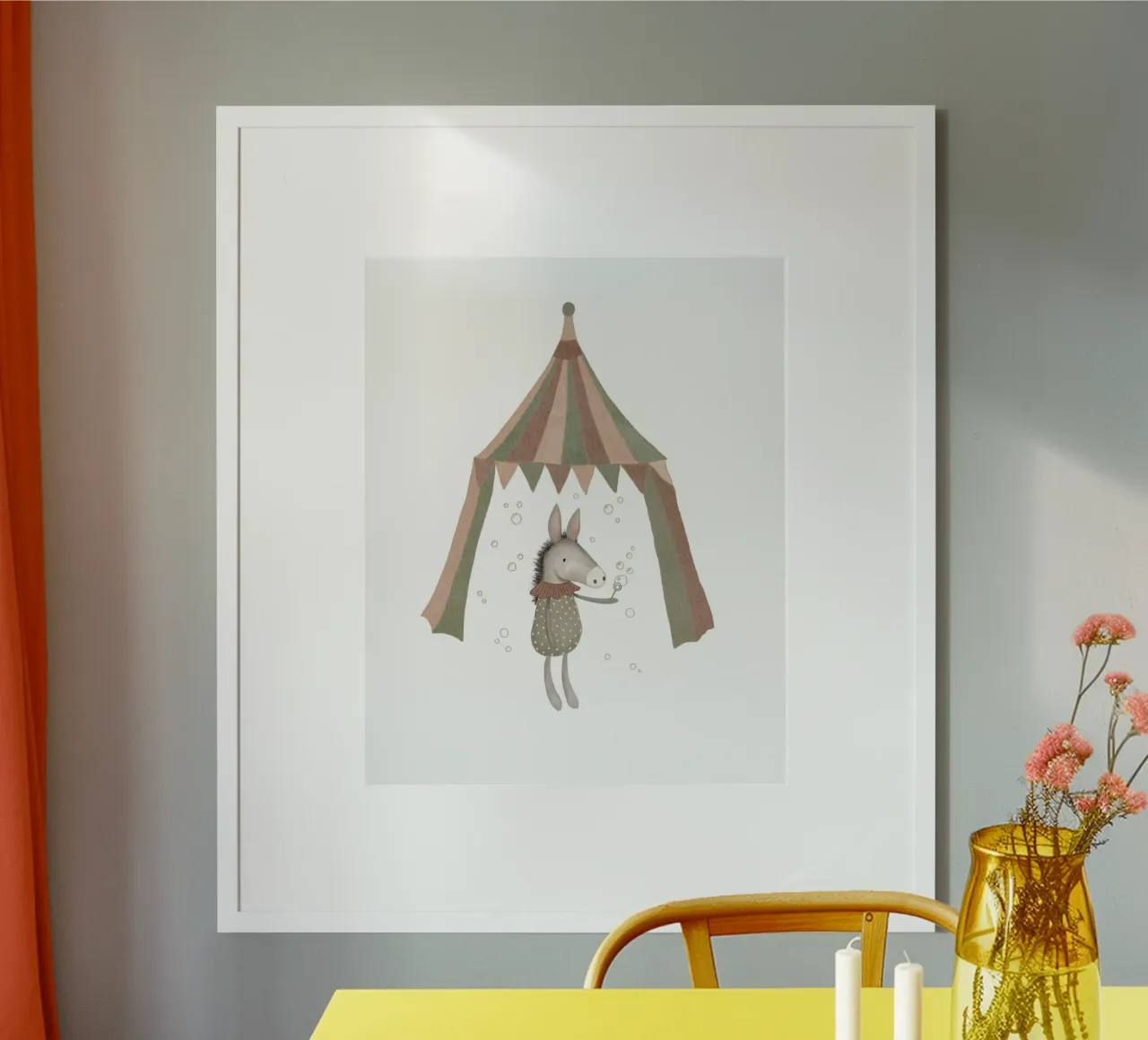 L'asino Delilah - Arte del circo stravagante per feste con bolle di sapone poster con telaio in alluminio da Urchin Bay Art