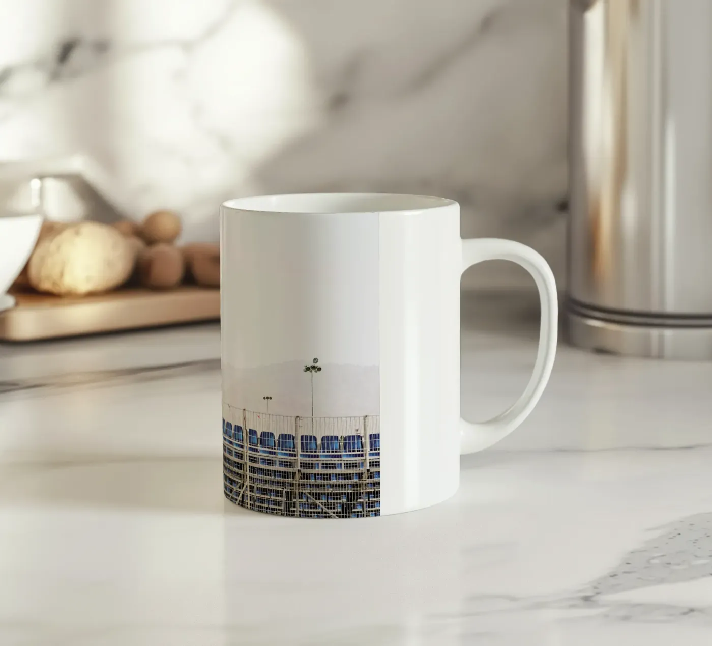 Scenes from Eilat mug en céramique de Tal Paz-Fridman