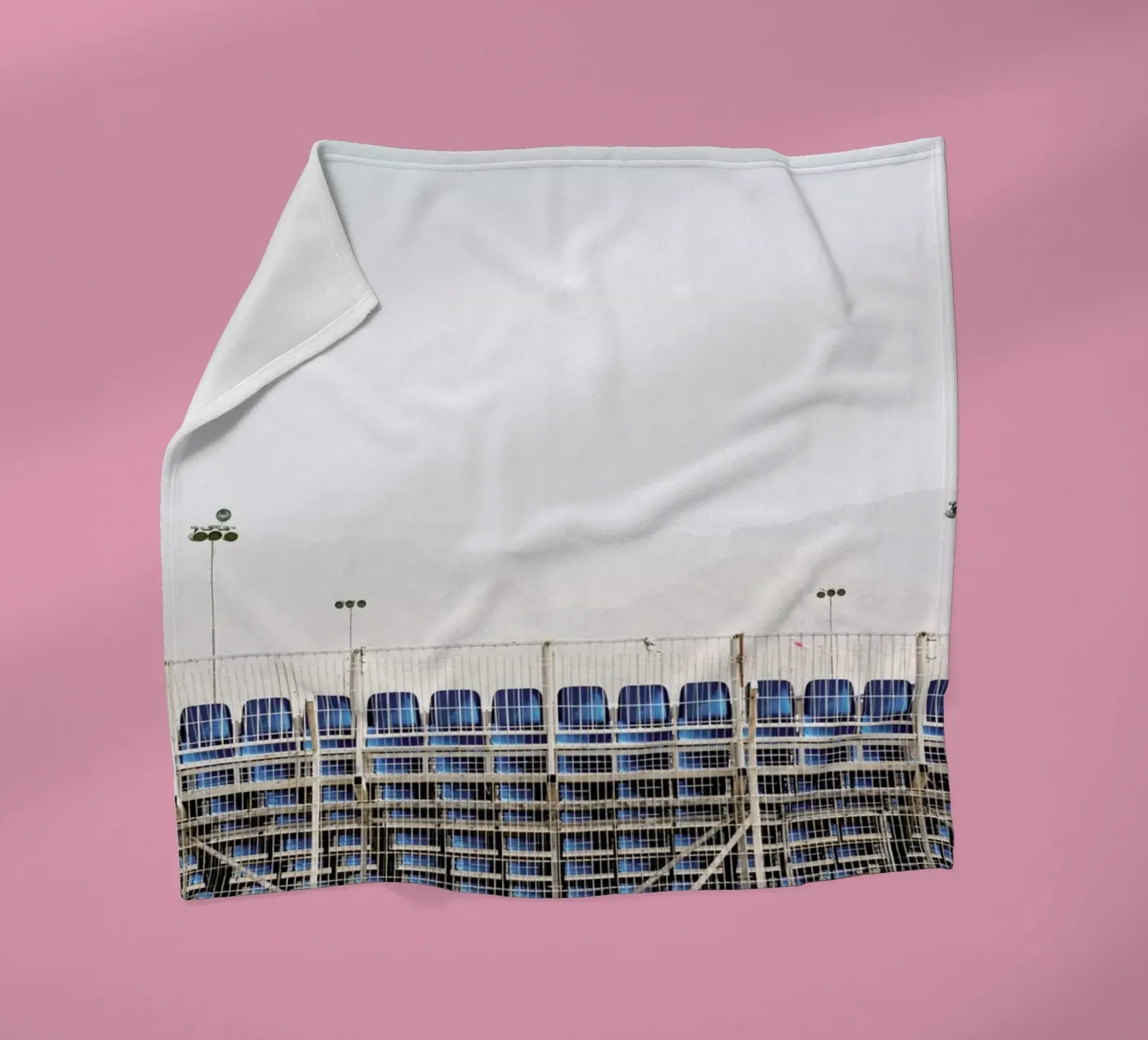 Scenes from Eilat Fleecedecke von Tal Paz-Fridman