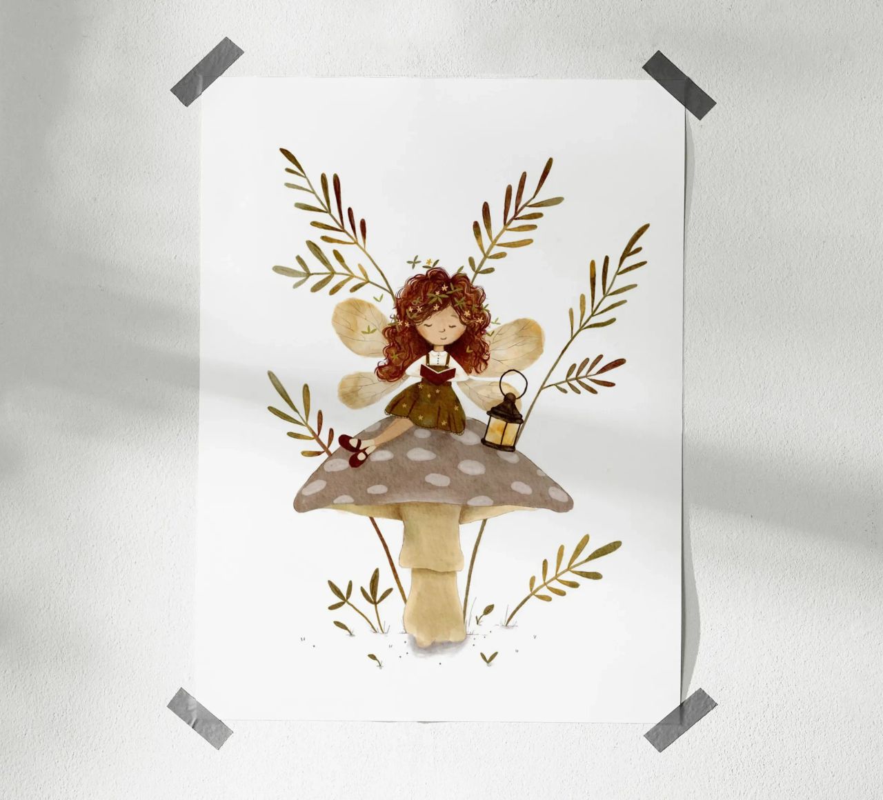 La fée de la lecture enchantée - Mushroom Decor poster de Urchin Bay Art