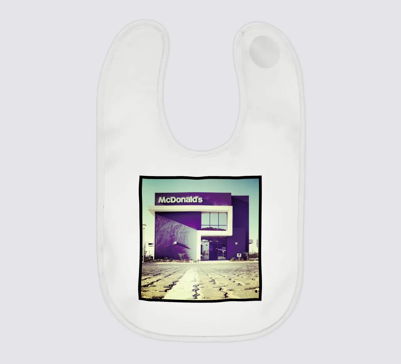 Rough Trade bavaglino da Ballack Art House