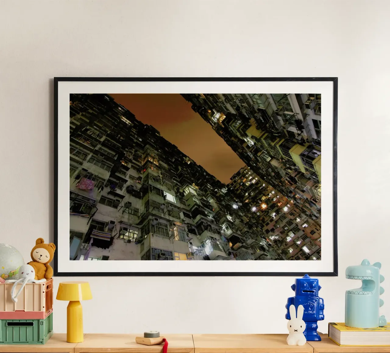 Yick Cheong 2 poster con telaio in plastica da Marc Gruninger