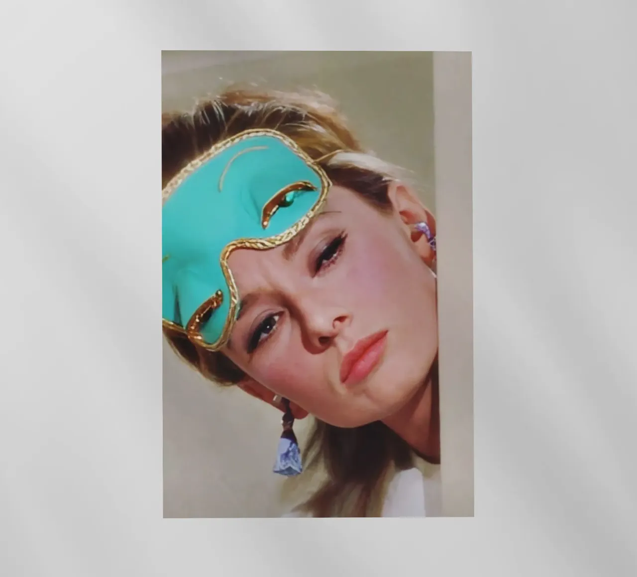 Audrey Hepburn at Rest pellicola backlit da Attaboy Dsgn