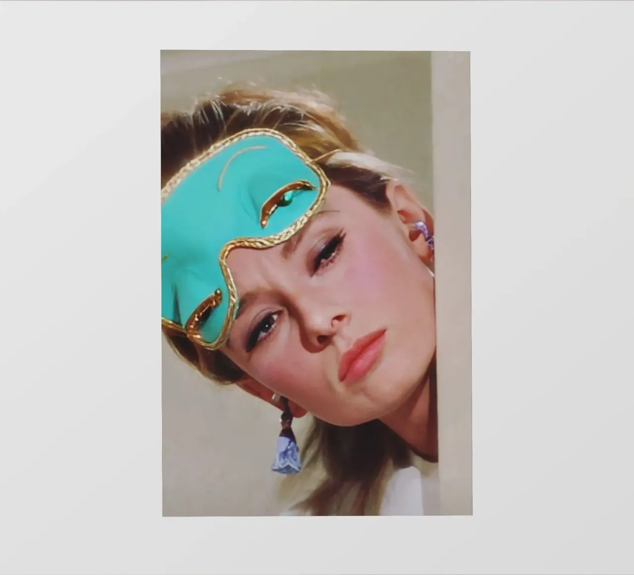 Audrey Hepburn at Rest pellicola backlit da Attaboy Dsgn