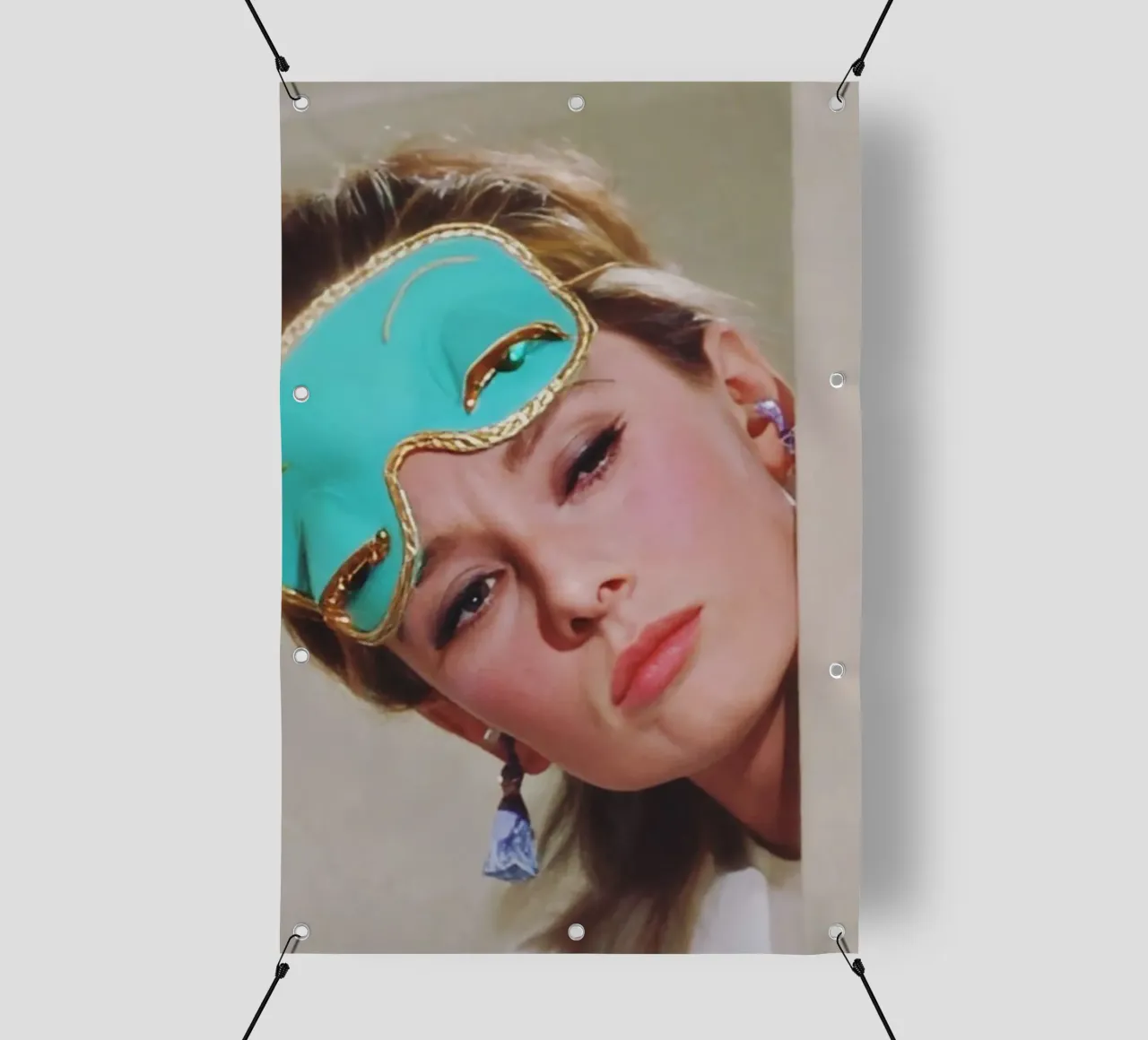 Audrey Hepburn at Rest telo in pvc da Attaboy Dsgn