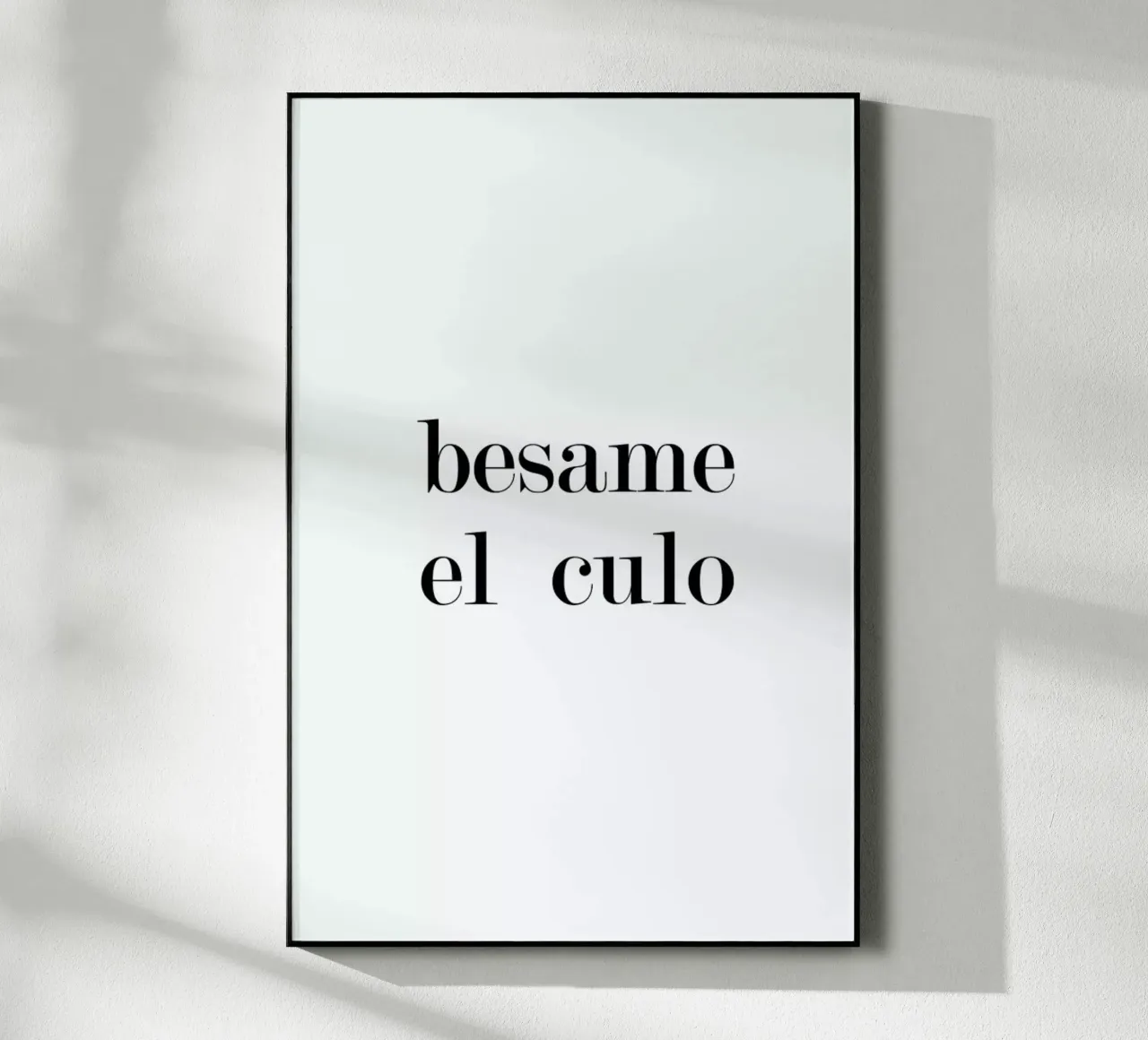 Besame plexiglass da Leah Flores