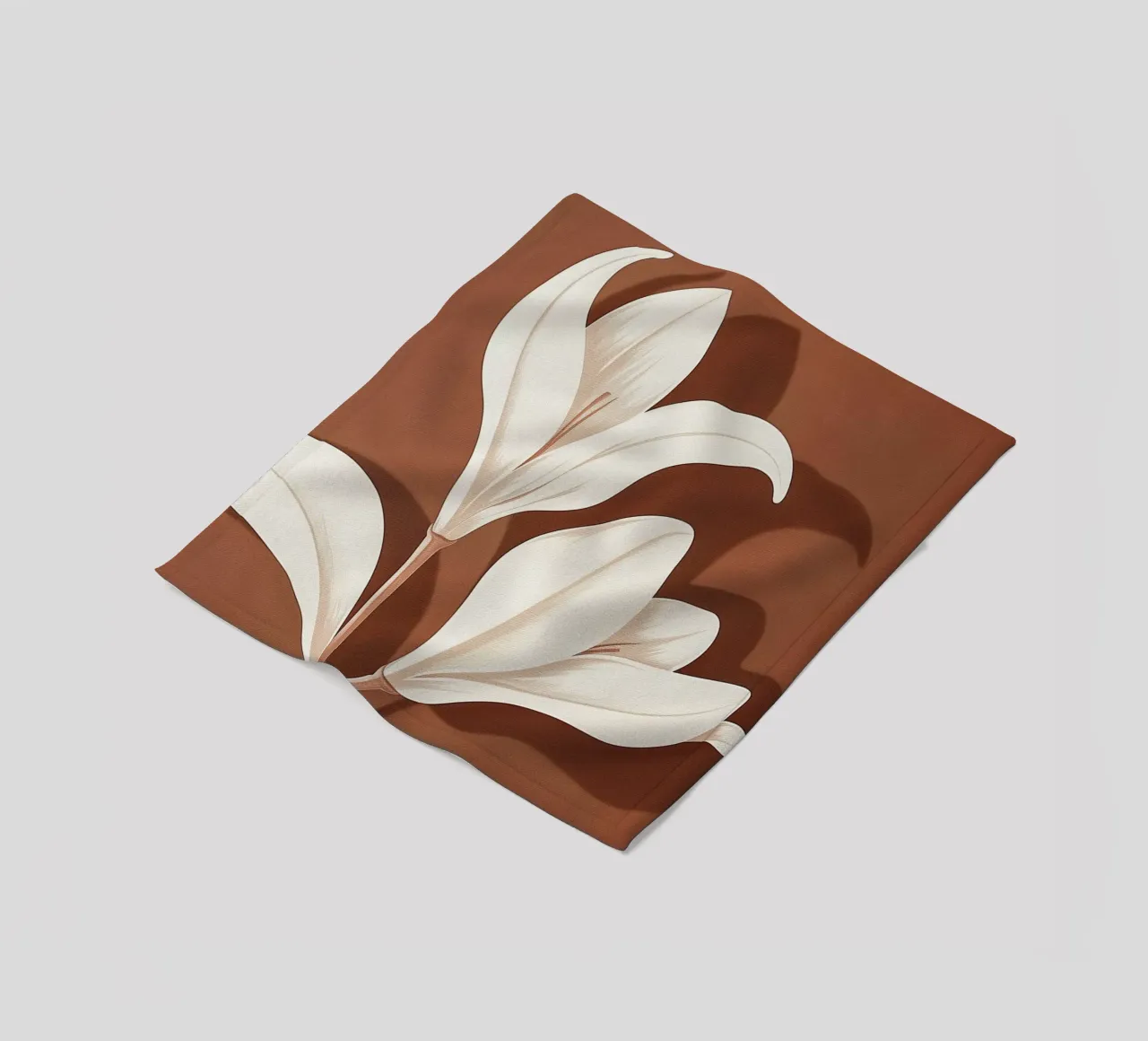 Gigli e foglie bianche coperta in pile da Carinaprint