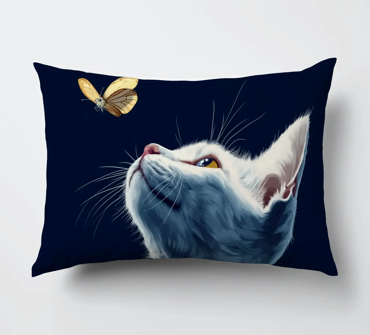 Gatto e farfalla cuscino da Motivate-Today
