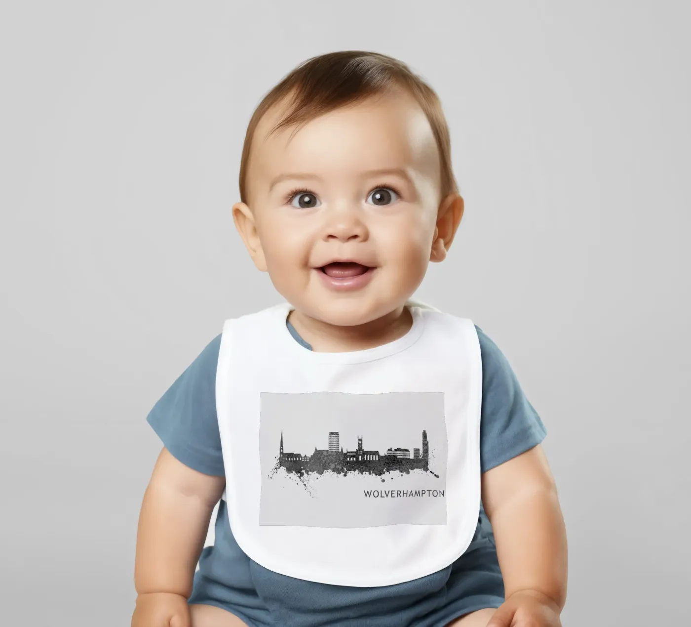 Wolverhampton England baby bib by Travelstudio