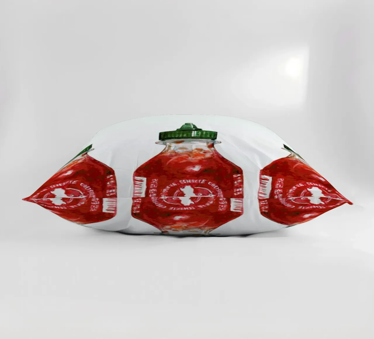Saucy cuscino da Laura O'Connor